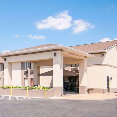 Howard Johnson By Wyndham Scott Lafayette Exterior foto
